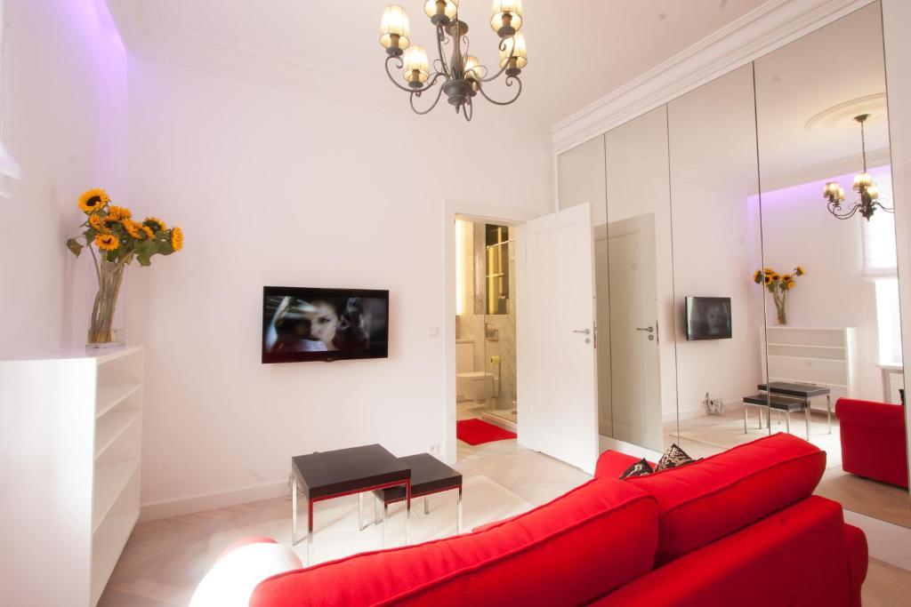 Residence Okolnik Apartments Варшава Екстер'єр фото