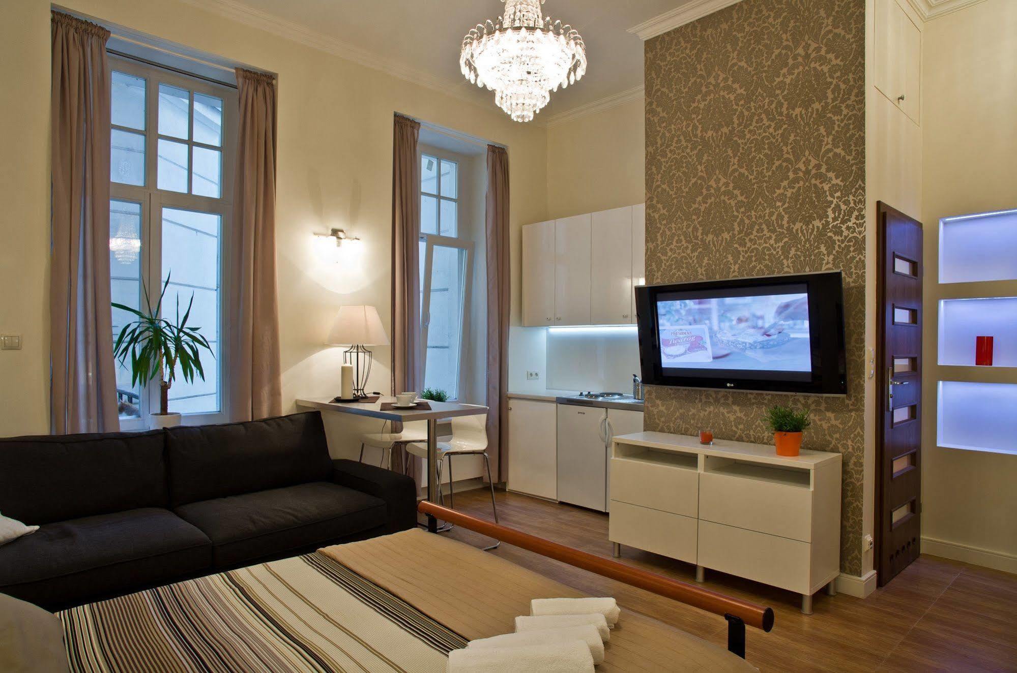 Residence Okolnik Apartments Варшава Екстер'єр фото